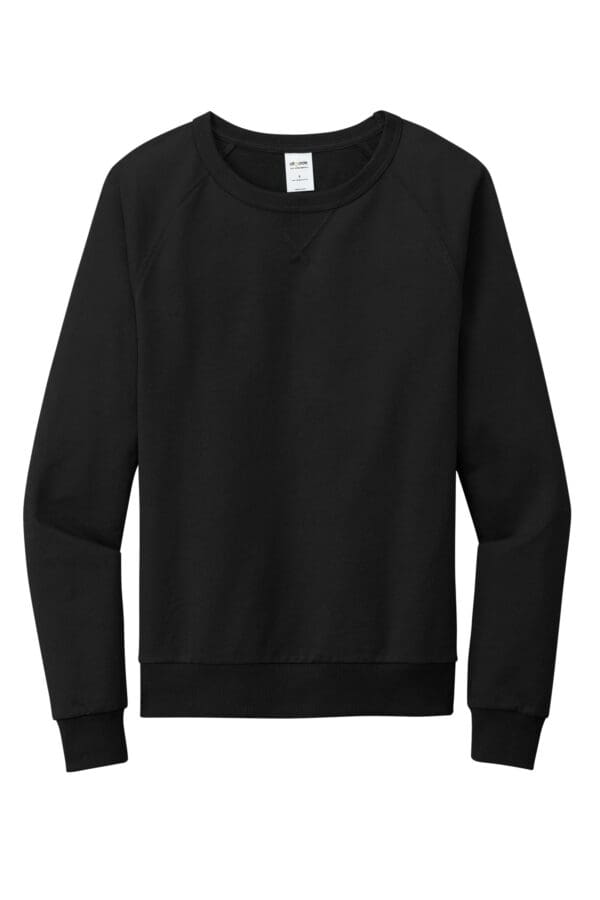 Black long-sleeve crew neck sweatshirt.